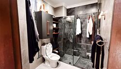 Sims Avenue East (D14), Semi-Detached #560582061
